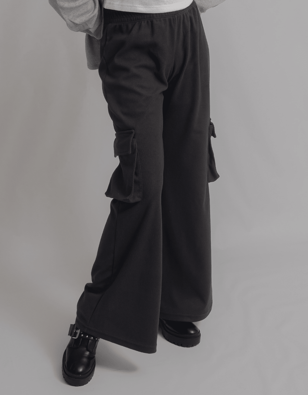 Black Cargo Trousers - Boujee