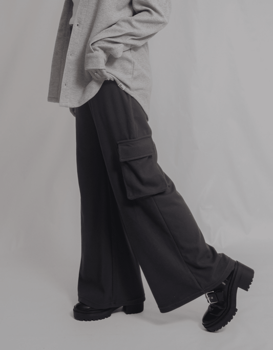 Black Cargo Trousers - Boujee