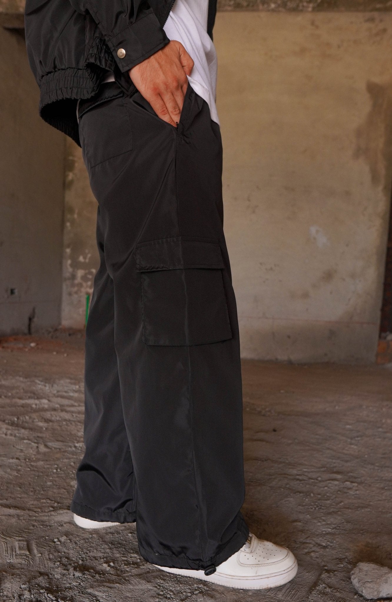 Black Parachute Trouser - Boujee
